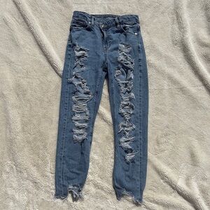 American Eagle Distressed Mom Jeans Sz 0 Short | Ripped Y2K Denim Aesthetic